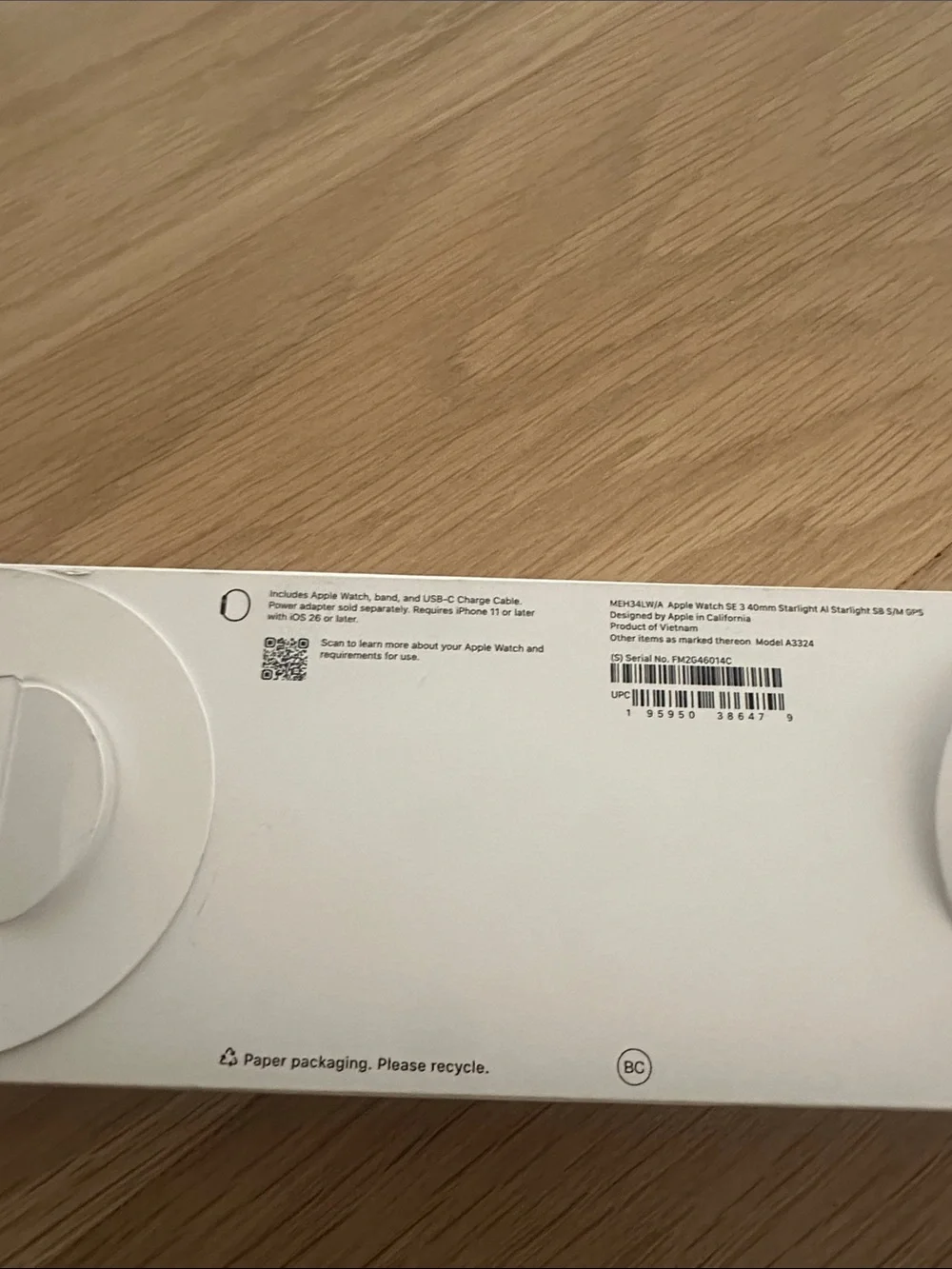 Apple Watch SE 3 mm 40 mm starlight brand new sealedd